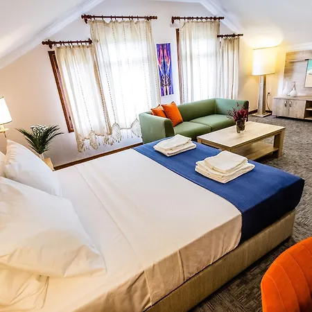 Club Marma ホテル アキアーラ