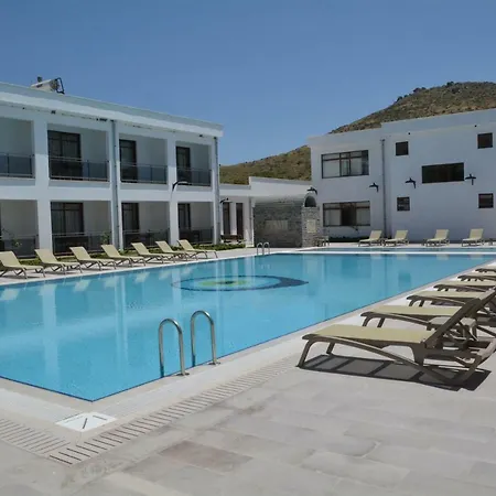 ホテル Club Marma 3*