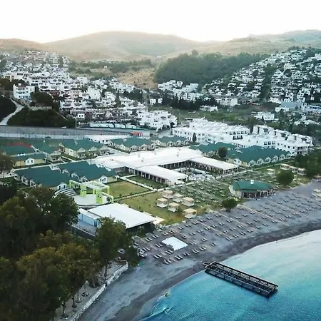 ホテル Club Marma アキアーラ