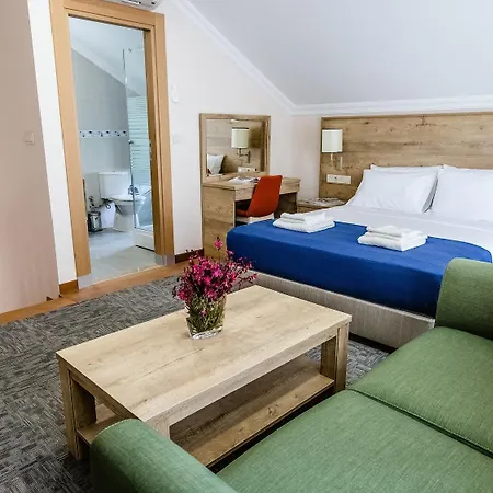 Club Marma Otel 4*